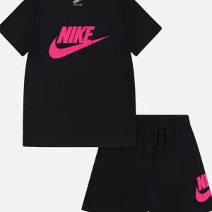 Ensemble T-shirt Short Nike Enfant - Noir/Rose