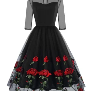 Robe Vintage Fleurie - Élégance Florale en Dentelle