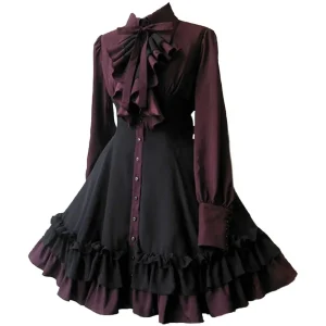 Robe victorienne bordeaux et noire — lavallière, volants et esprit Lolita