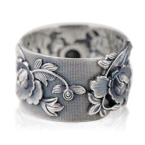 Bague Fleur Vintage & Victorienne