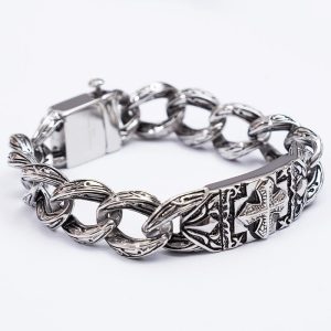 Bracelet Steampunk  Carfax Abbey