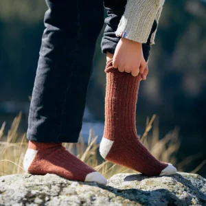 Chaussettes en laine thalweg · cognac et écru