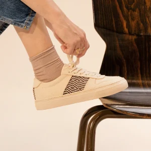 Baskets basses en toile de coton bio Mai Chau Canvas Macchiato · beige et marron