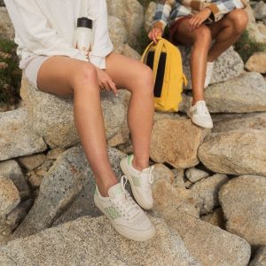 Baskets basses en cuir Saigon Classique '24 Pistaccio · crème et vert clair